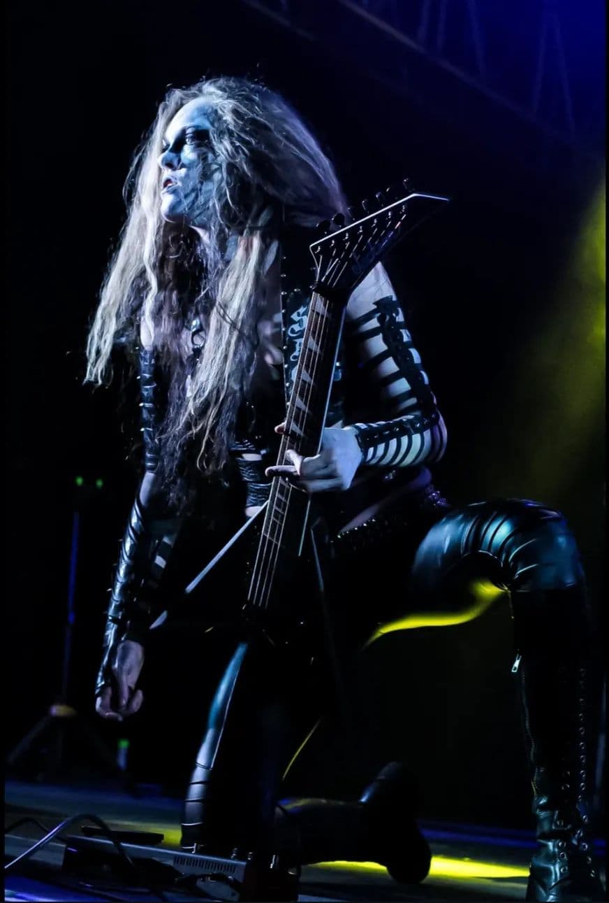 Female Rocker