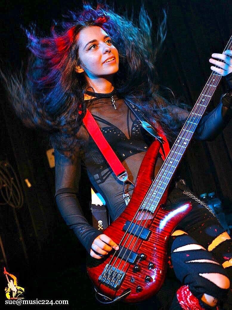 Female Rocker